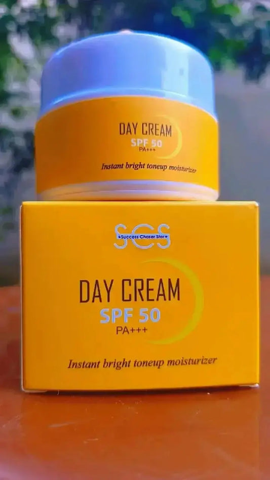Best Day Cream for Girls – Top Cosmetics & Makeup Picks Cosmetics ZauqRoz 