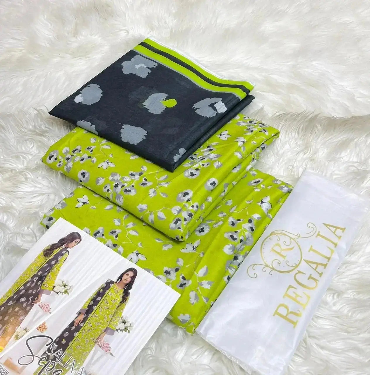 Lawn Jacquard 2 Piece 2025 – Elegant Bindi Shirt & Dyed Trouser Clothing ZauqRoz 